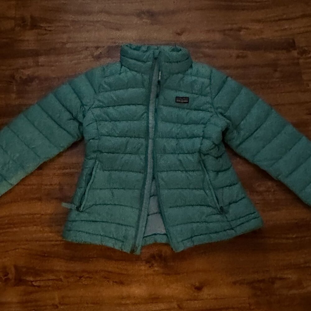 Patagonia, girls M (10) puffer jacket.